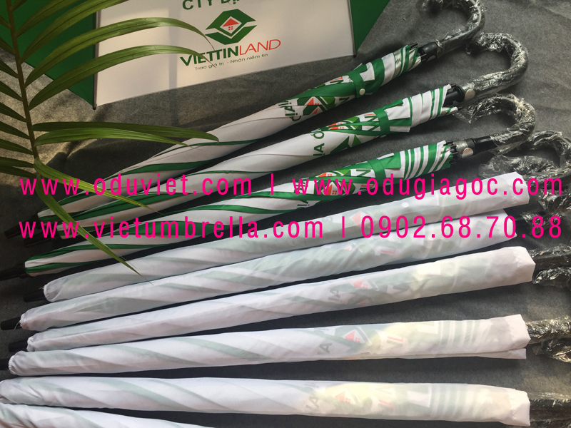 xưởng sản xuất ô dù cầm tay in logo quảng cáo